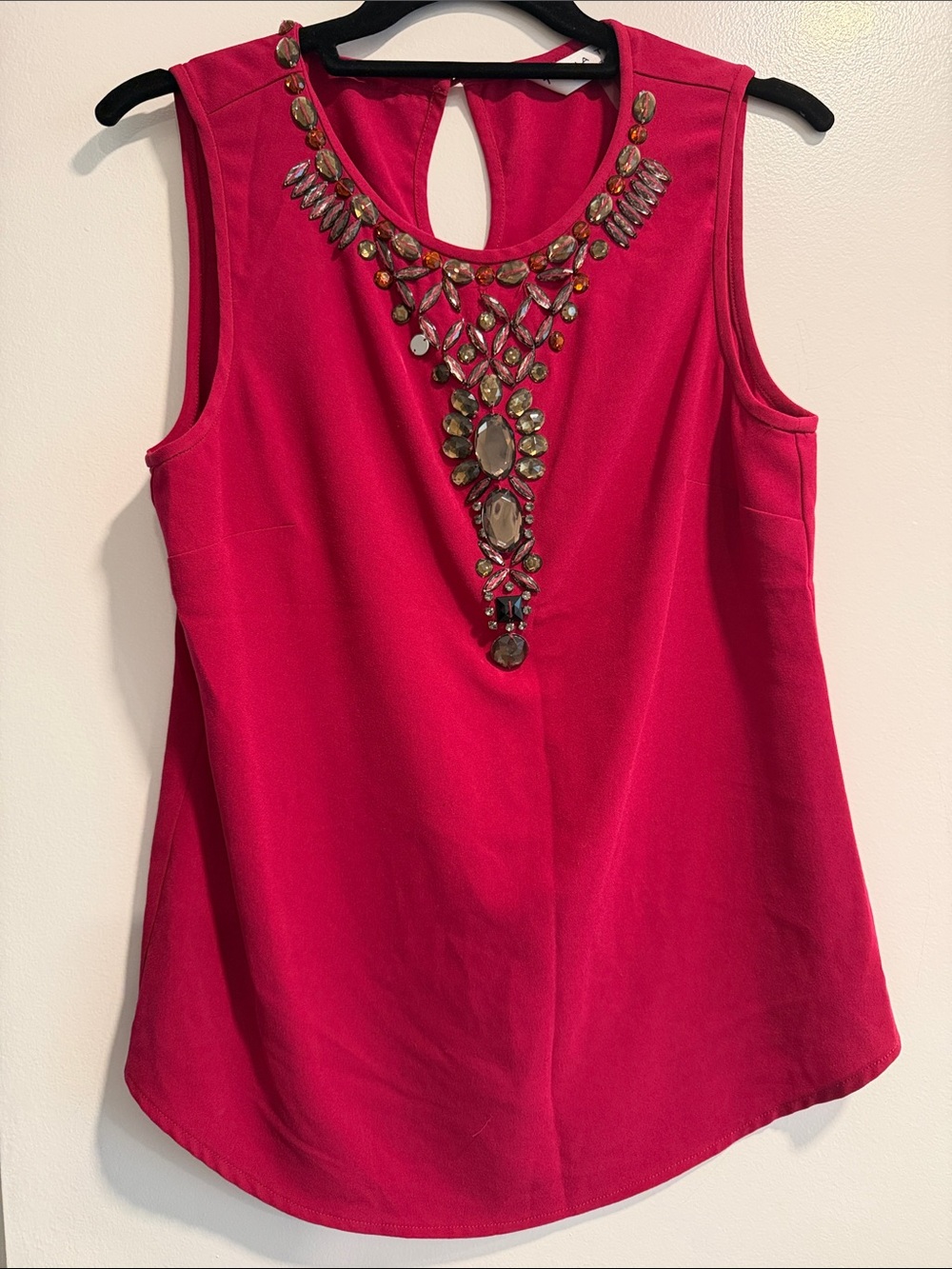 Trina Fuschia Sleeveless Jeweled Neckline Camisole Sz 4